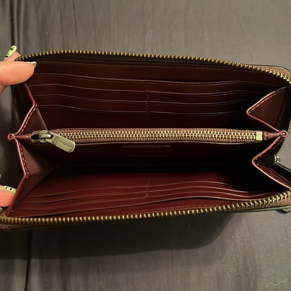 2 coach wallets and coin pouch - Picture 2 of 4